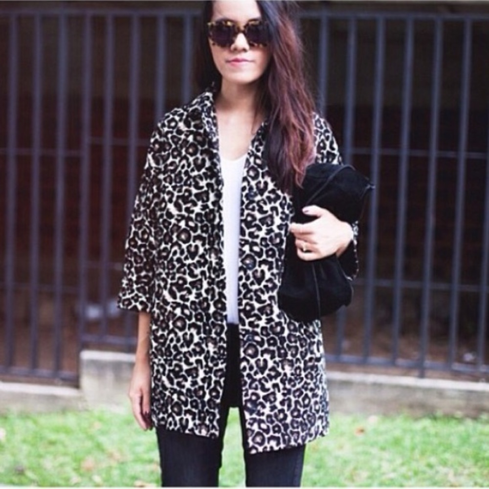 TOPSHOP ANIMAL PRINT COAT SIZE 4